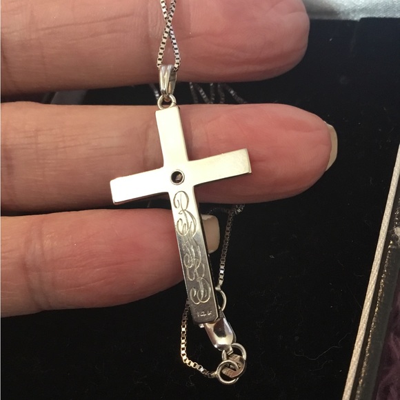 Estate 14k White Gold Round Brilliant Cut Diamond Etched Cross Necklace - Picture 7 of 15